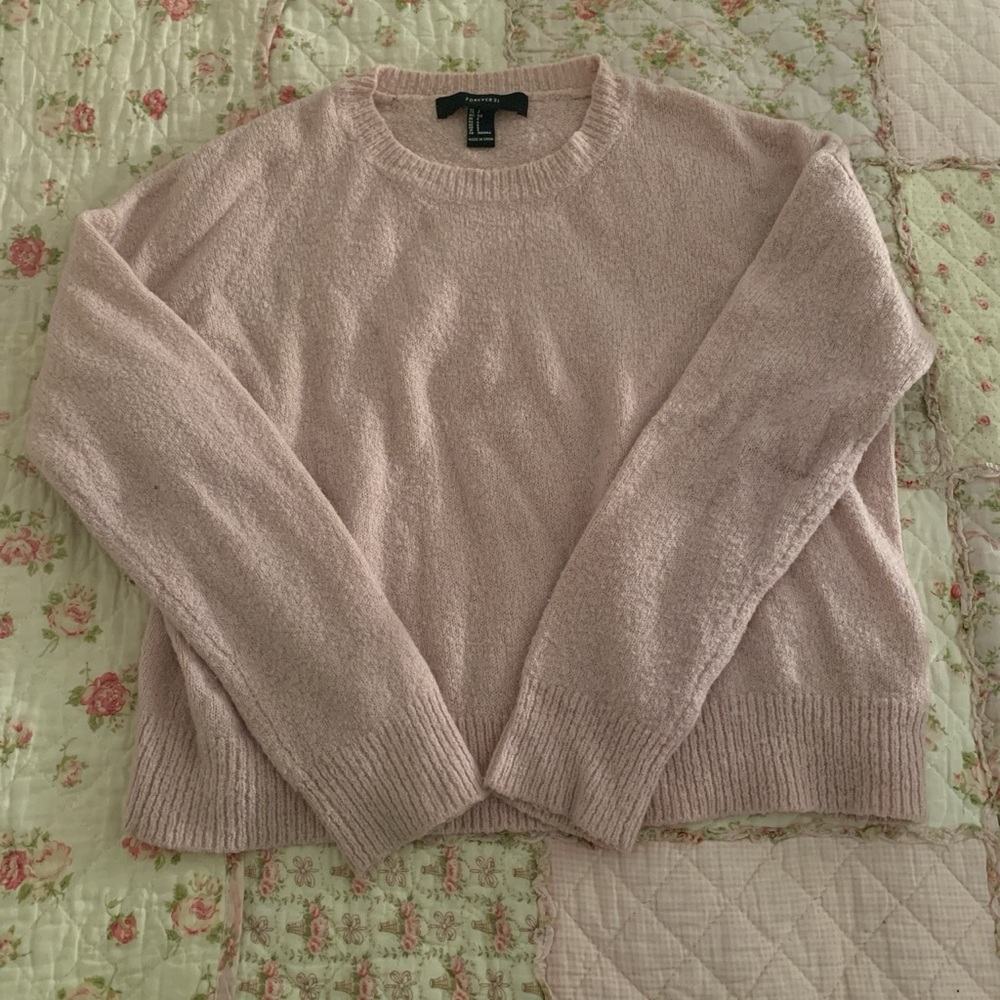Forever 21 baby pink sweater